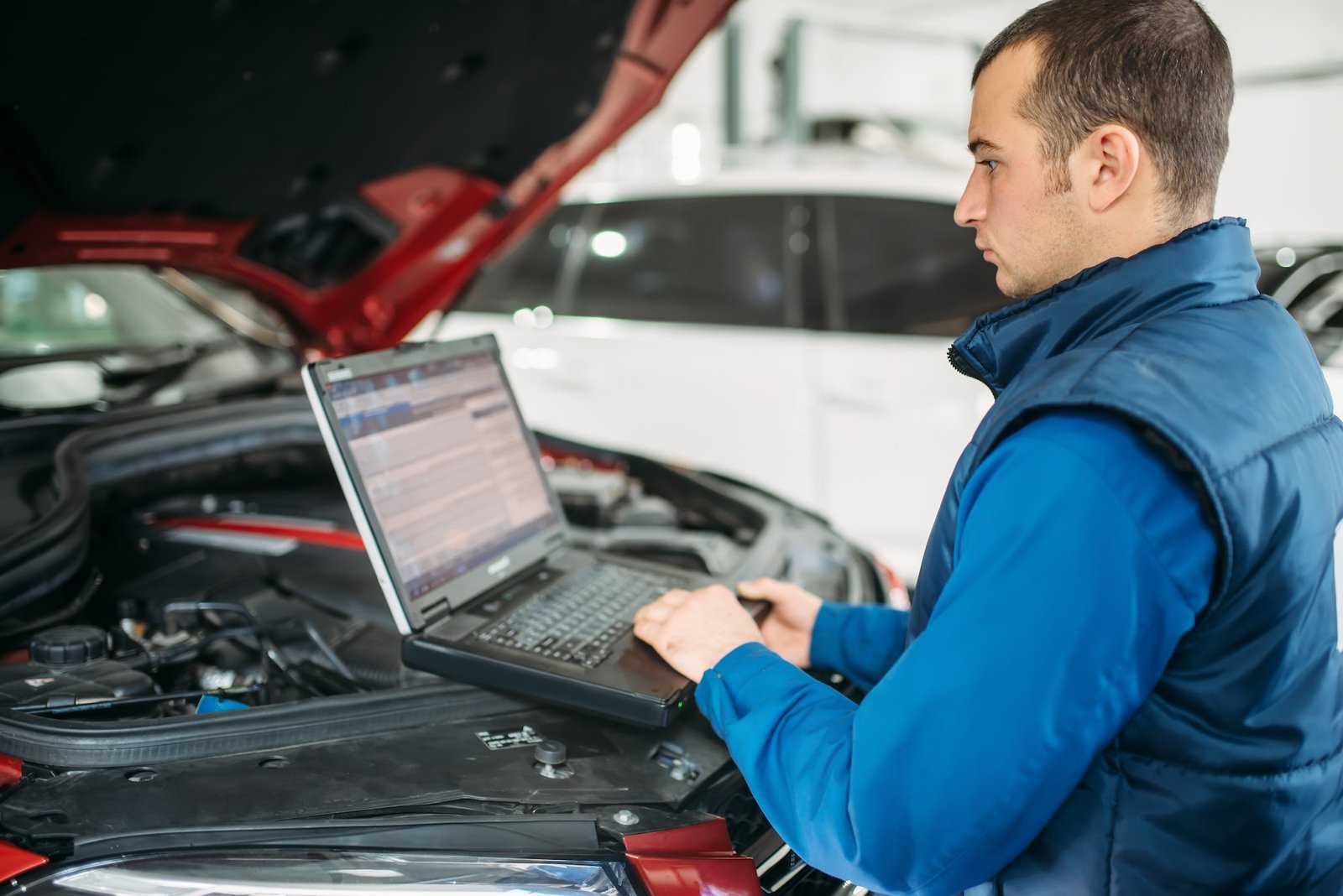 computer-diagnostics-of-the-car-in-auto-service.jpg computer-diagnostics-of-the-car-in-auto-service.jpg